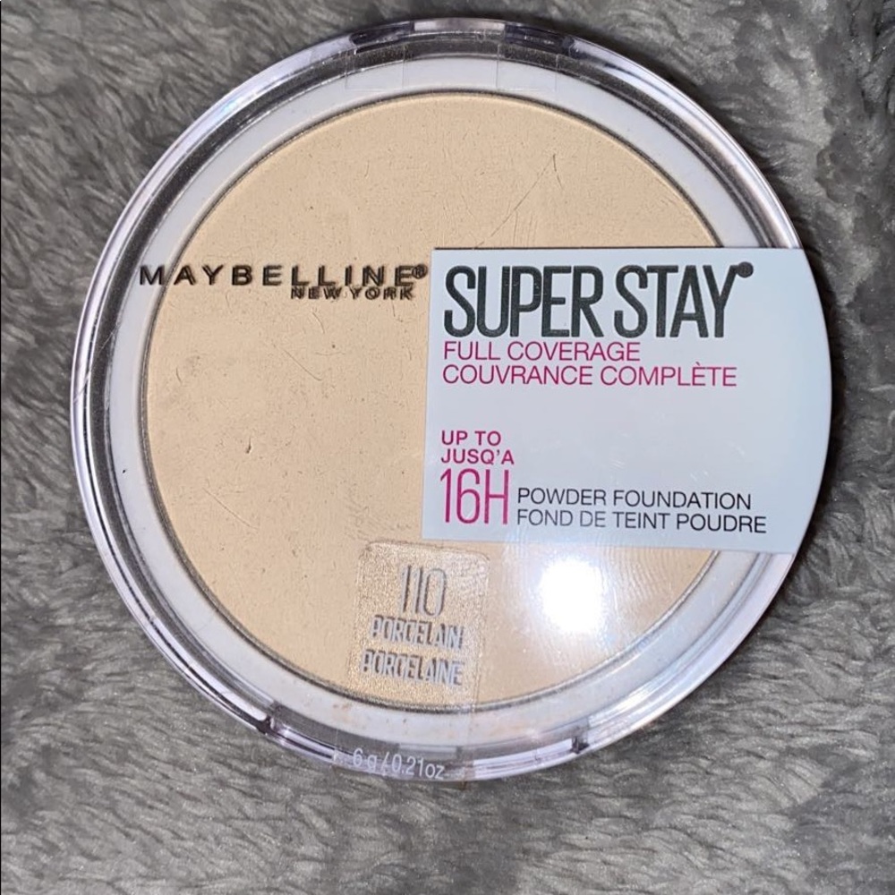 Maybelline powder, full coverage